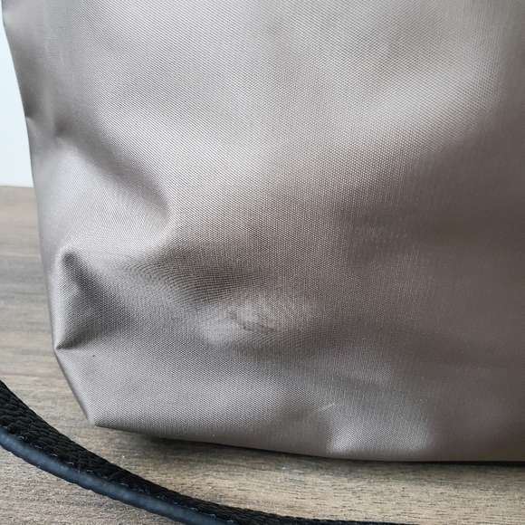 Neiman Marcus Women's Zip Closure Double Handle Crossbody Tote Bag - Picture 3 of 16